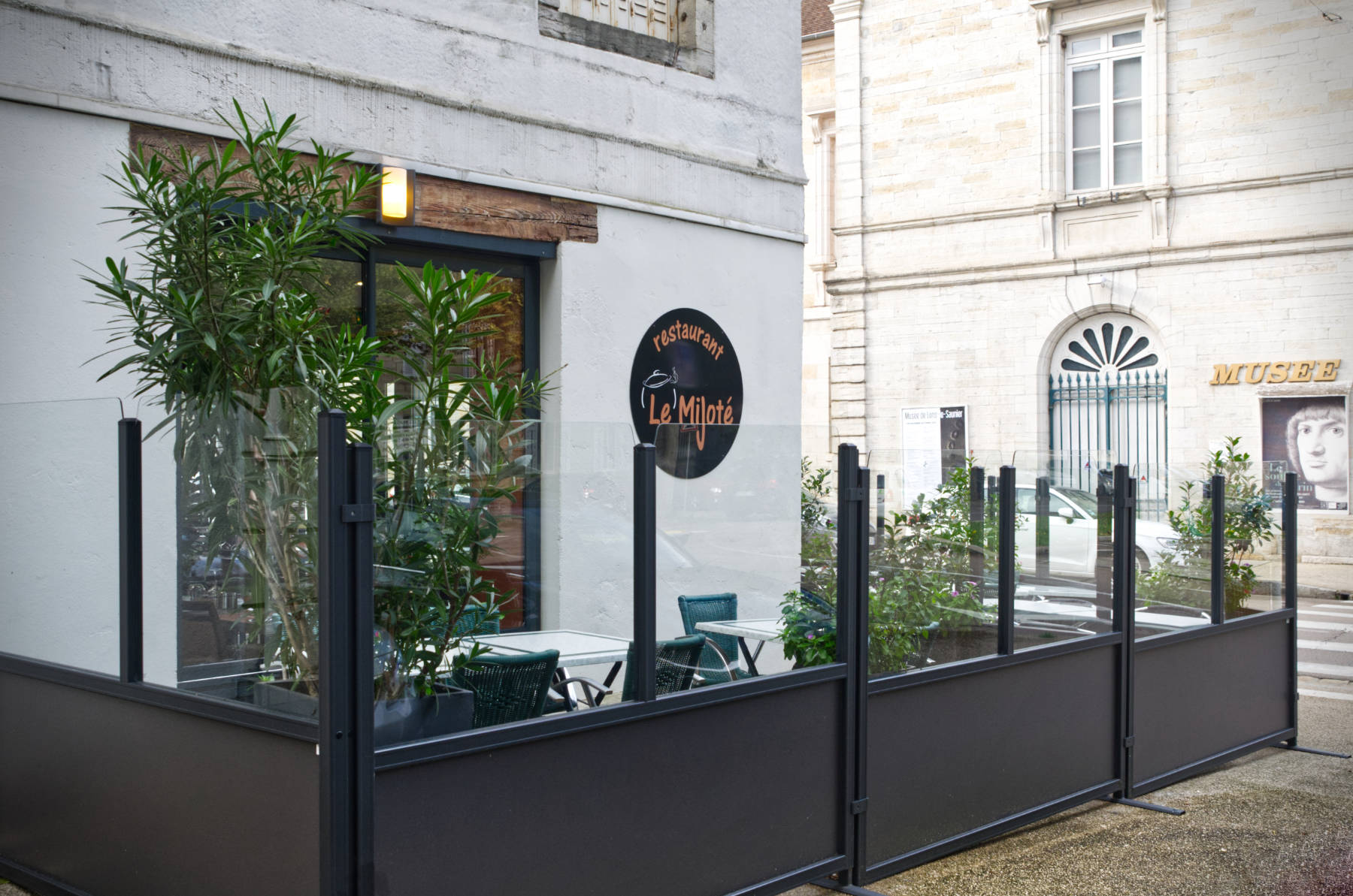 Mijoté angle vue sur musée